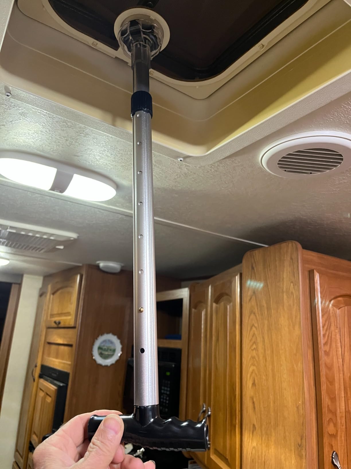 Camp'N RV Roof Vent Cover Opening Stick - Trailer Ceiling Vent Opening Tool for Campers